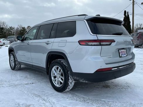 Used 2023 Jeep Grand Cherokee L Laredo AWD/4WD image 3