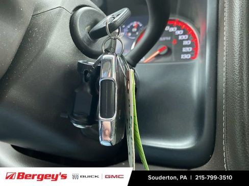 Used 2016 GMC Sierra 2500 Denali w/ Driver Alert Package image 18