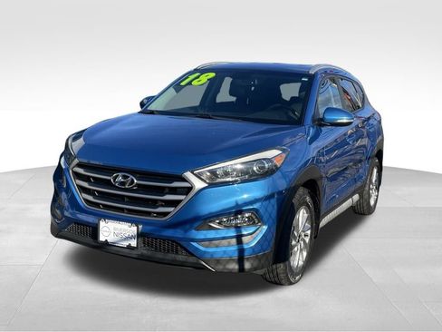 Used 2018 Hyundai Tucson SEL Plus w/ Cargo Package image 2