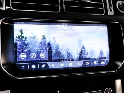 Used 2017 Land Rover Range Rover HSE image 33