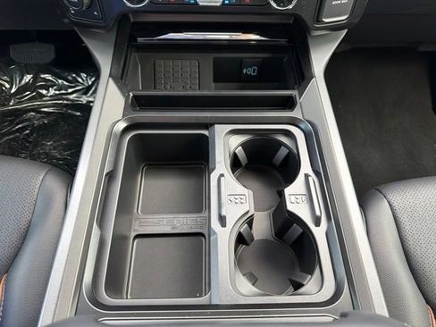New 2026 Ford F250 Lariat w/ Chrome Package AWD/4WD image 7