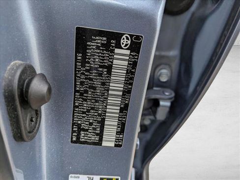 Certified 2021 Toyota Corolla L image 15