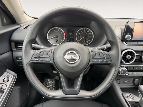 Used 2024 Nissan Sentra S FWD image 23
