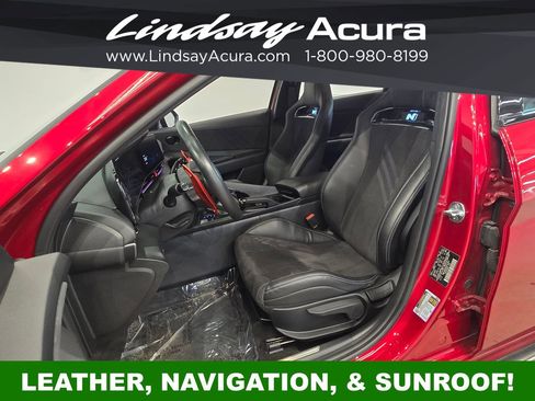 Used 2024 Hyundai Elantra N image 11