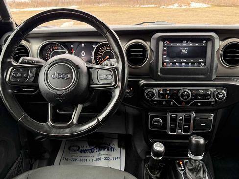 Used 2020 Jeep Wrangler Unlimited Sport AWD/4WD image 10