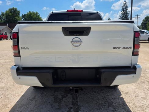 Used 2023 Nissan Frontier SV w/ SV Convenience Package AWD/4WD image 18