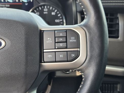 Used 2023 Ford Expedition XLT RWD image 35