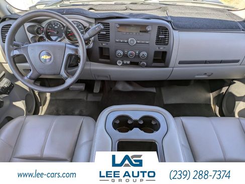 Used 2011 Chevrolet Silverado 2500 W/T image 12