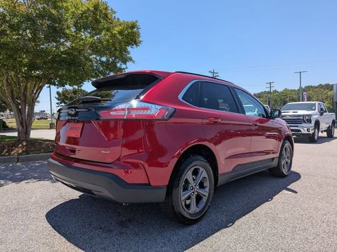 Used 2022 Ford Edge SEL w/ Sport Appearance Package AWD/4WD image 8