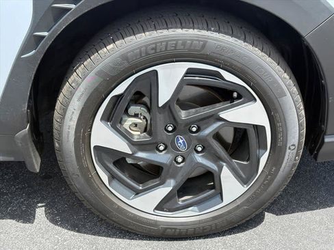 Used 2024 Subaru Crosstrek 2.5i Limited AWD/4WD image 32