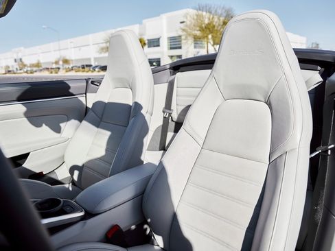 Used 2022 Porsche 911 Turbo S image 39