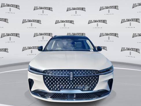 New 2026 Lincoln Nautilus Reserve AWD/4WD image 8