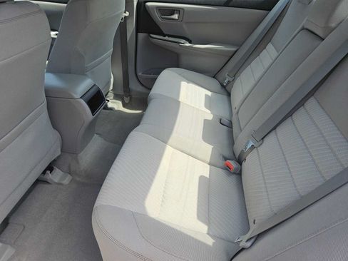 Used 2015 Toyota Camry LE FWD image 28