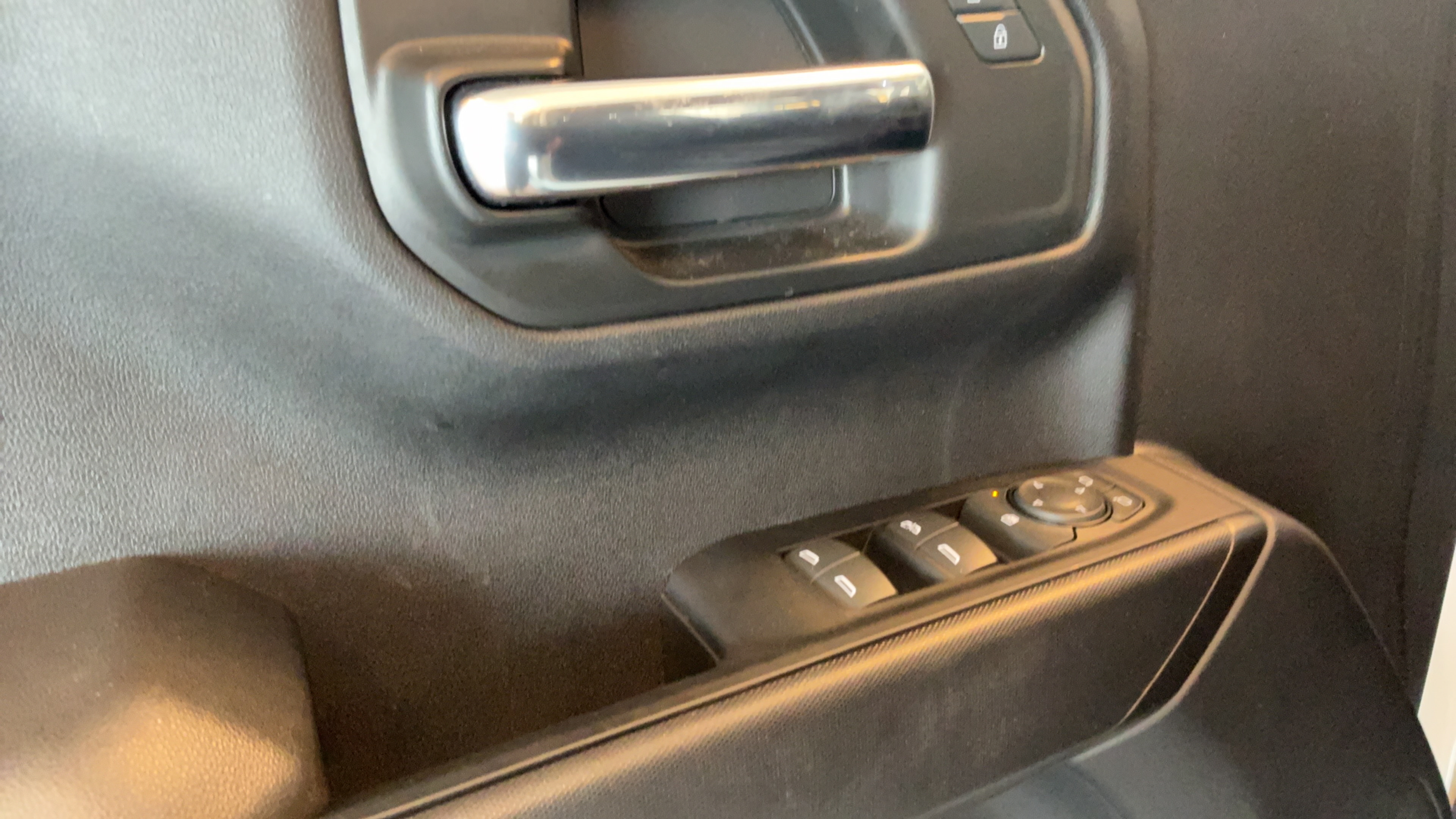 Used 2024 Chevrolet Silverado 1500 Custom RWD image 25