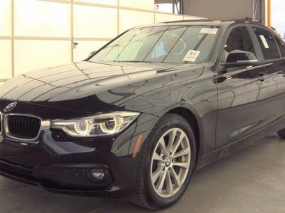 Used 2018 BMW 320i Sedan w/ Convenience Package