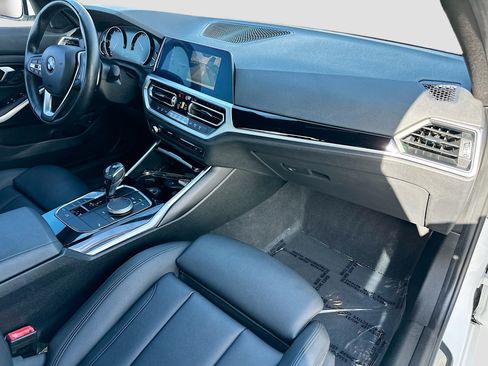 Used 2019 BMW 330i Sedan RWD image 28
