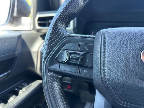 Used 2024 Toyota Tacoma SR5 AWD/4WD image 23
