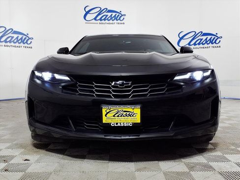 Used 2021 Chevrolet Camaro LT image 3