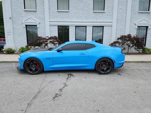 Used 2023 Chevrolet Camaro SS RWD image 2