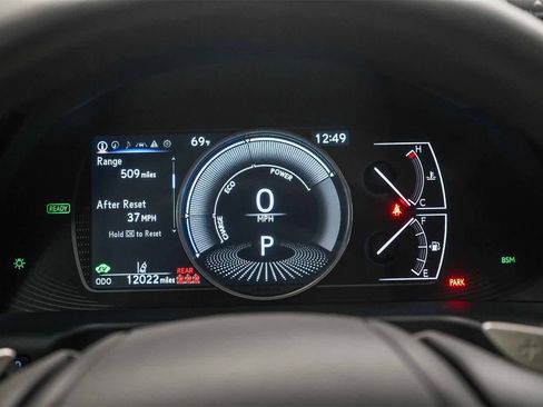 Used 2025 Lexus ES 300h w/ Premium Package image 25