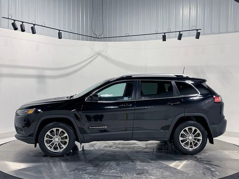 Used 2019 Jeep Cherokee Latitude Plus image 14