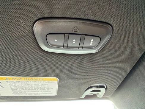 Used 2025 RAM 1500 Big Horn AWD/4WD image 23