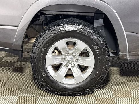 Used 2020 RAM 1500 Laramie AWD/4WD image 23