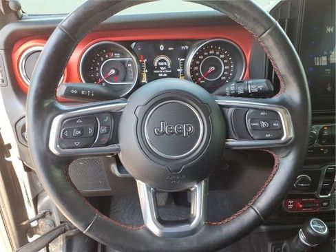 Used 2020 Jeep Wrangler Unlimited Rubicon AWD/4WD image 23
