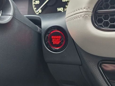 Certified 2026 Honda HR-V LX image 8