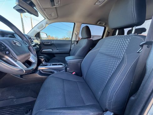 Used 2023 Toyota Tacoma 4x4 Double Cab w/ Trail Edition image 25