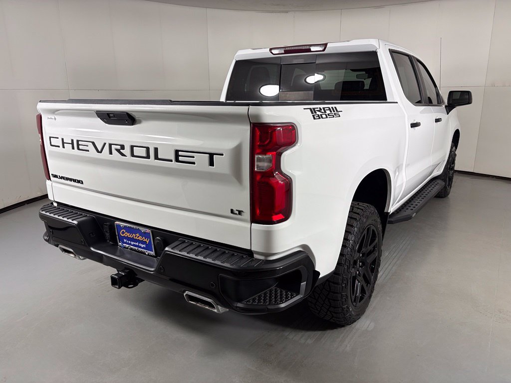 Certified 2022 Chevrolet Silverado 1500 LT Trail Boss w/ LT Trail Boss Premium Package AWD/4WD image 10