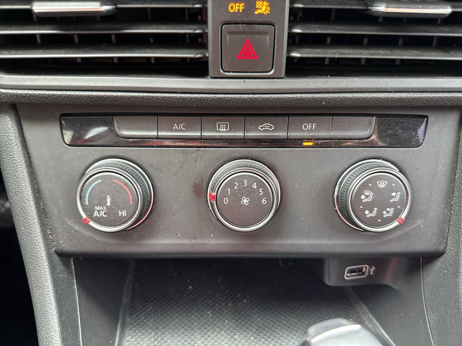 Used 2019 Volkswagen Jetta S FWD image 19