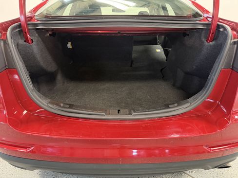Used 2020 Ford Fusion SE FWD image 27