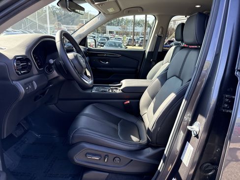 Certified 2025 Honda Pilot EX-L image 16