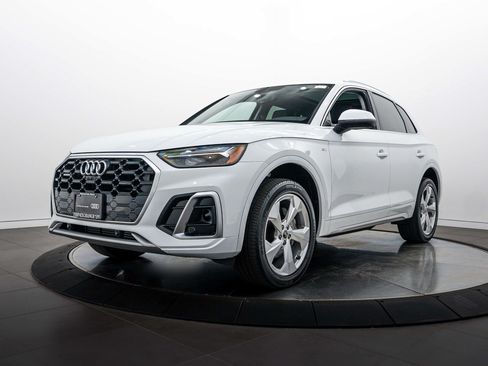 Certified 2023 Audi Q5 2.0T Premium Plus w/ Premium Plus Package AWD/4WD image 7