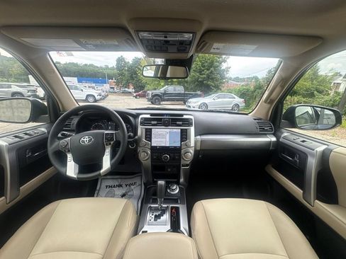 Used 2021 Toyota 4Runner SR5 Premium w/ Moonroof Package AWD/4WD image 24