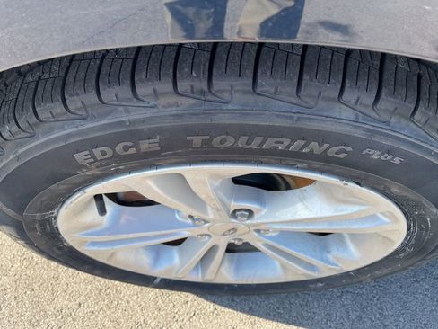 Used 2016 Ford Taurus SEL w/ Equipment Group 201A image 25