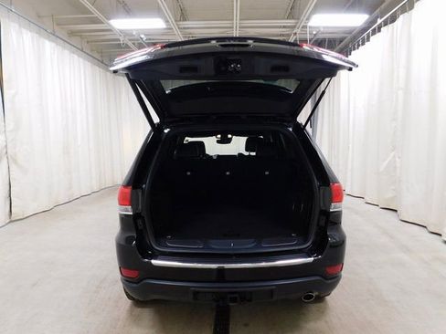 Used 2018 Jeep Grand Cherokee Limited w/ Luxury Group II image 16