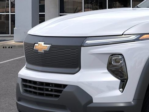 New 2026 Chevrolet Silverado EV W/T AWD/4WD image 13