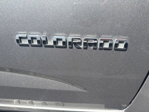 Used 2019 Chevrolet Colorado LT w/ LT Convenience Package RWD image 5
