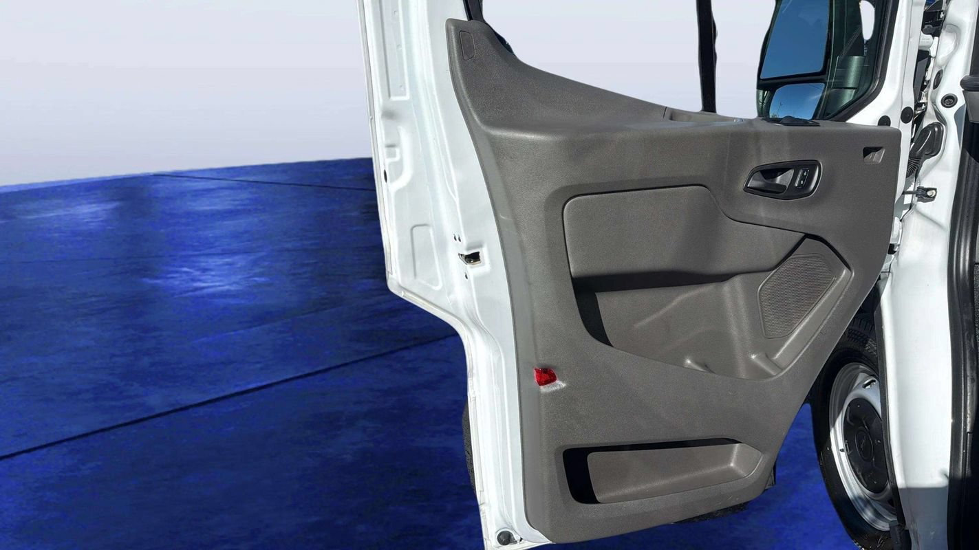 Used 2022 Ford Transit 250 Low Roof w/ Load Area Protection Package RWD image 16