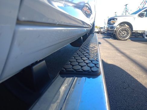 Used 2025 RAM 2500 Tradesman w/ Chrome Appearance Group image 9