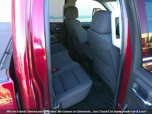 Used 2017 GMC Sierra 1500 SLE w/ SLE Value Package image 27