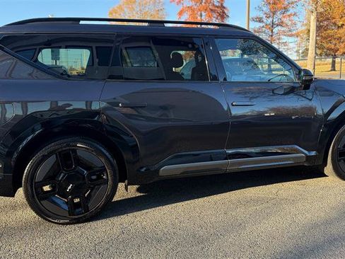 Used 2024 Kia EV9 GT-Line image 9