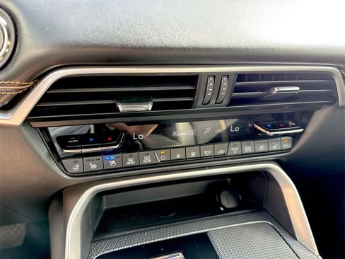 Used 2025 MAZDA CX-70 3.3 Turbo w/ Premium Plus Pkg image 52