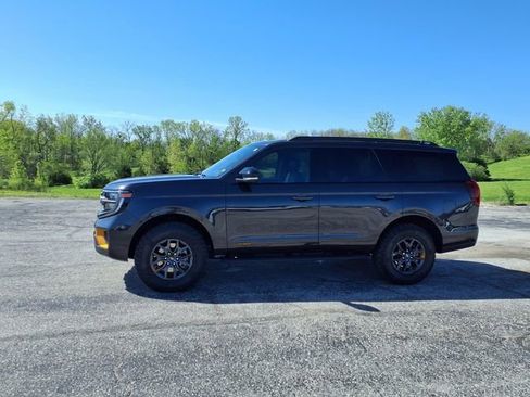Used 2025 Ford Expedition Tremor AWD/4WD image 34