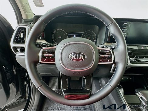 Used 2021 Kia Sorento EX FWD image 11