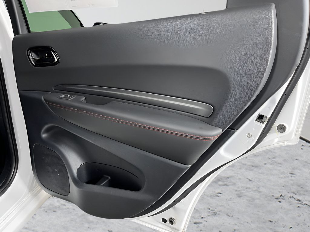 Used 2025 Dodge Durango R/T AWD/4WD image 14