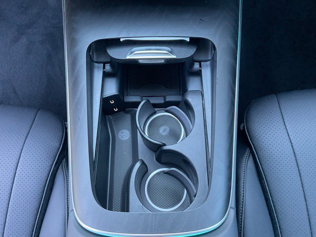 Used 2025 Mercedes-Benz E 350 4MATIC Sedan image 27