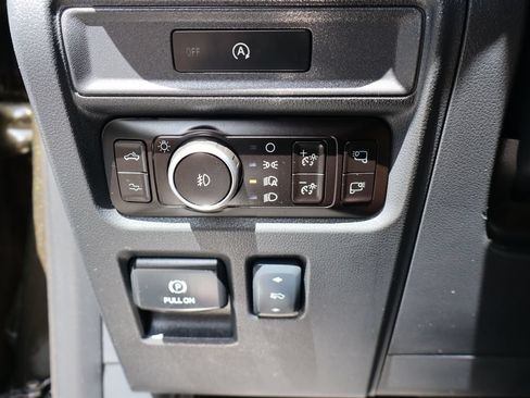 Used 2025 Ford F150 Raptor AWD/4WD image 37